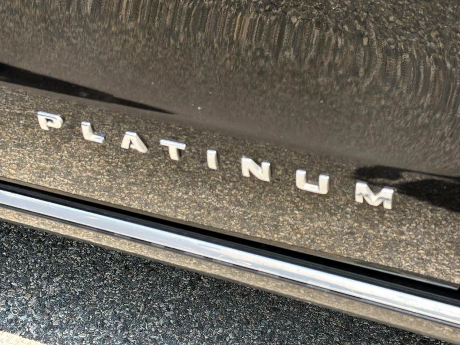 Used 2020 Ford Expedition Platinum AWD/4WD image 8