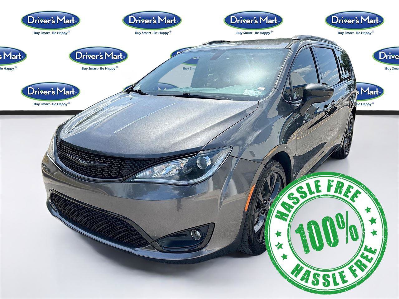 Used 2020 Chrysler Pacifica Touring-L Plus w/ S Appearance Package FWD image 3