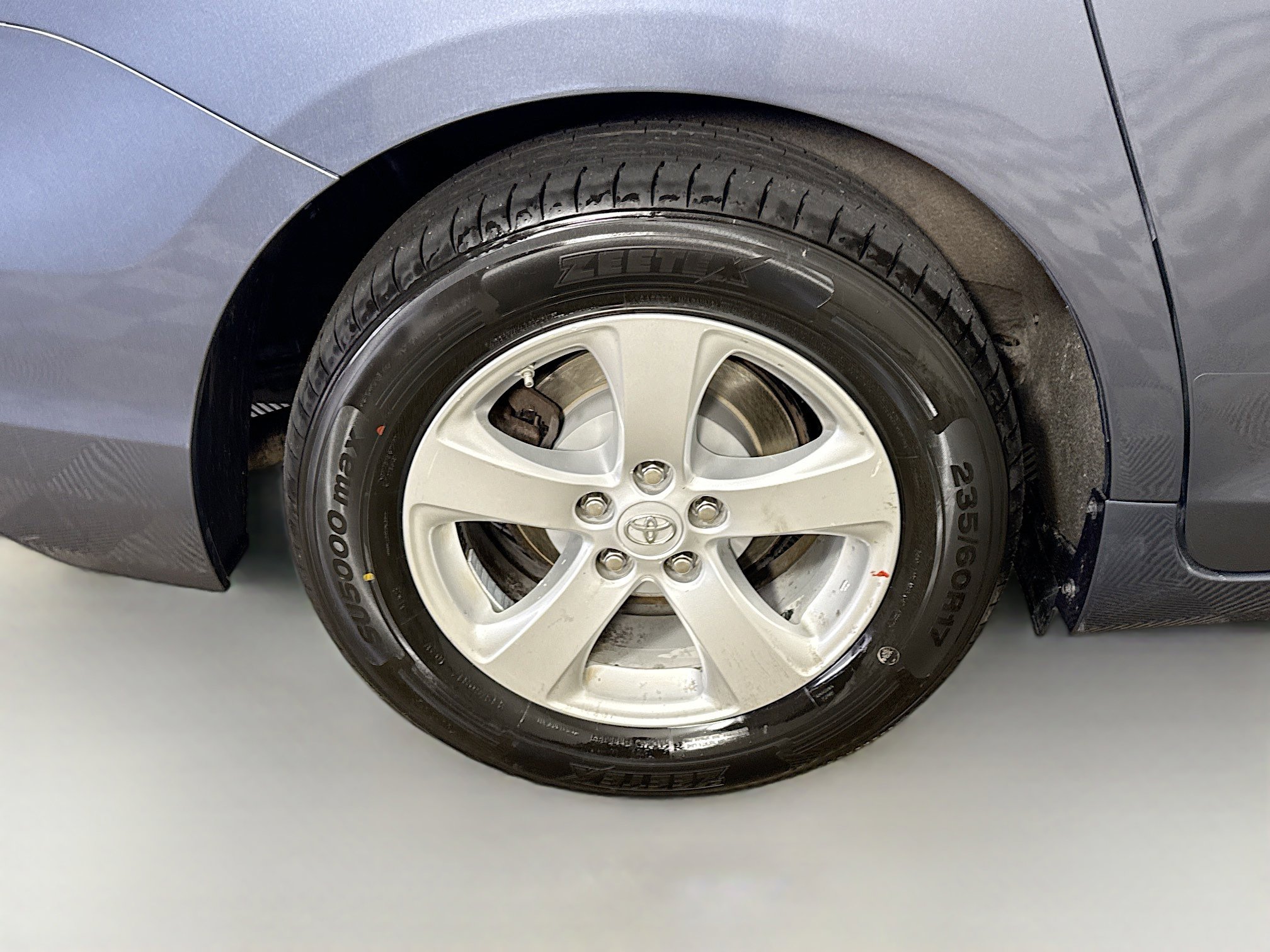 Used 2017 Toyota Sienna LE image 30