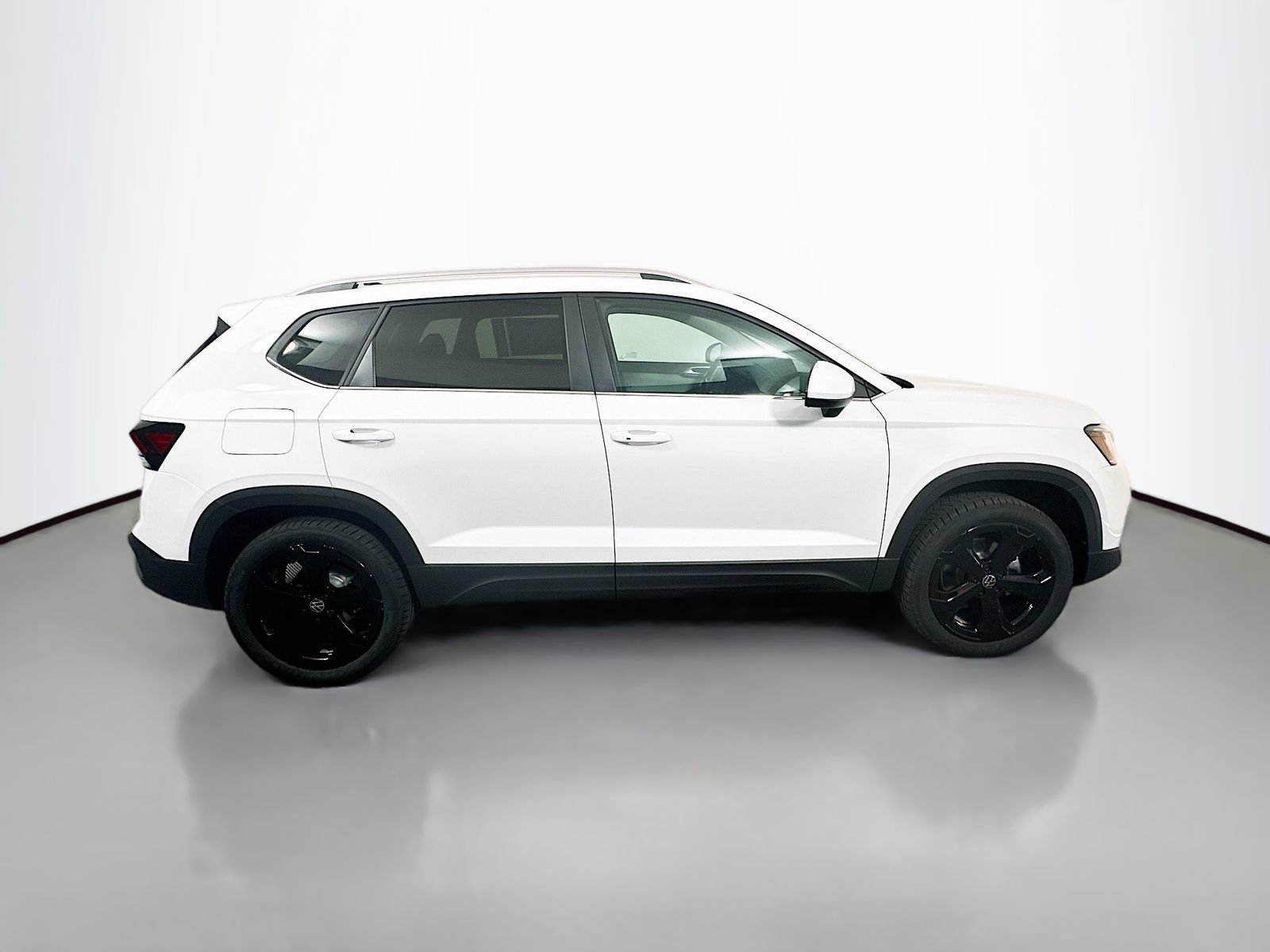 New 2026 Volkswagen Taos SEL AWD/4WD image 22
