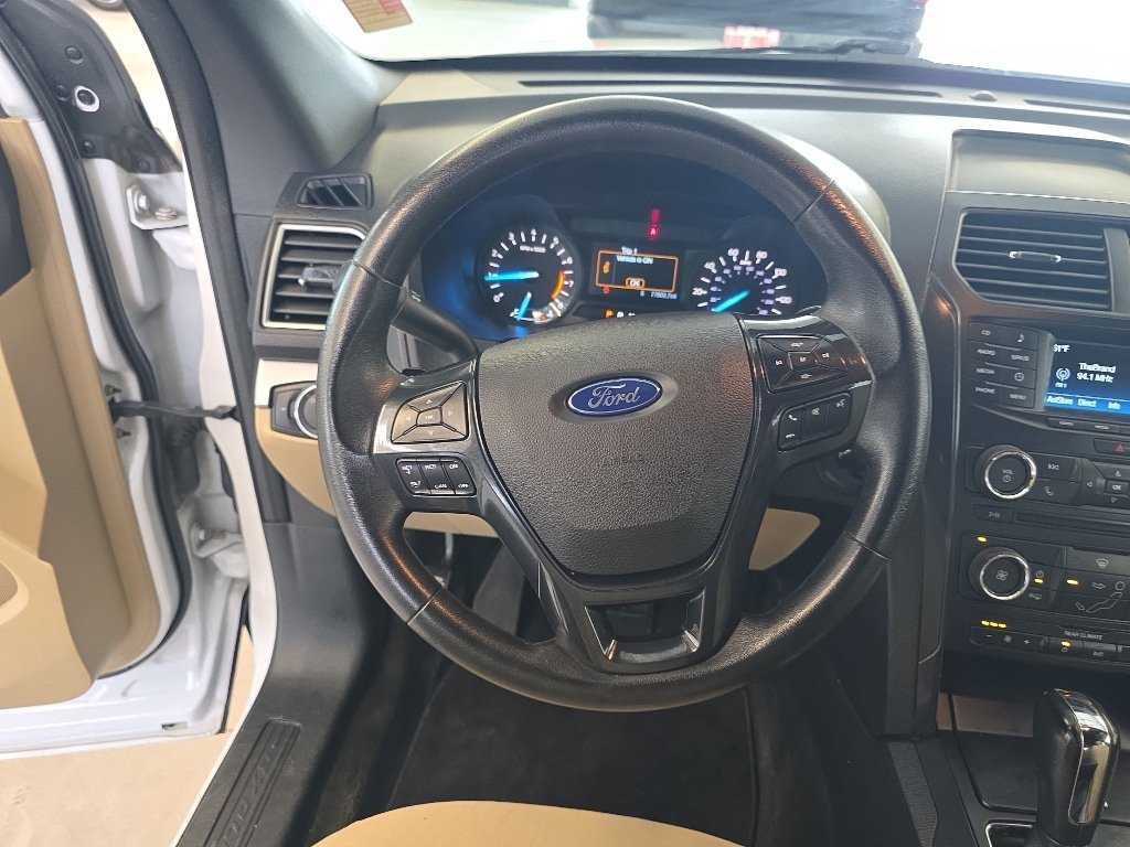 Used 2017 Ford Explorer 4WD image 10