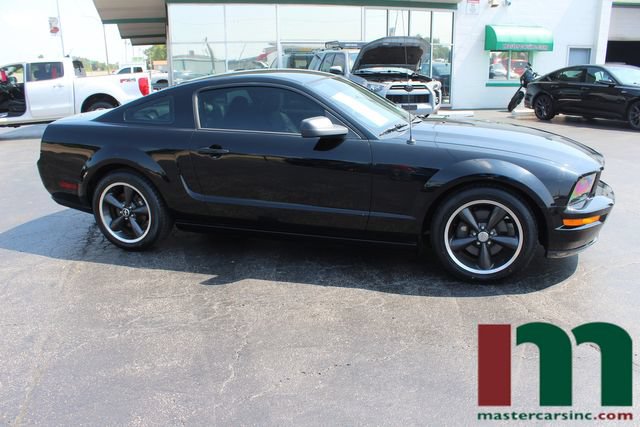 Used 2008 Ford Mustang GT Premium RWD image 1