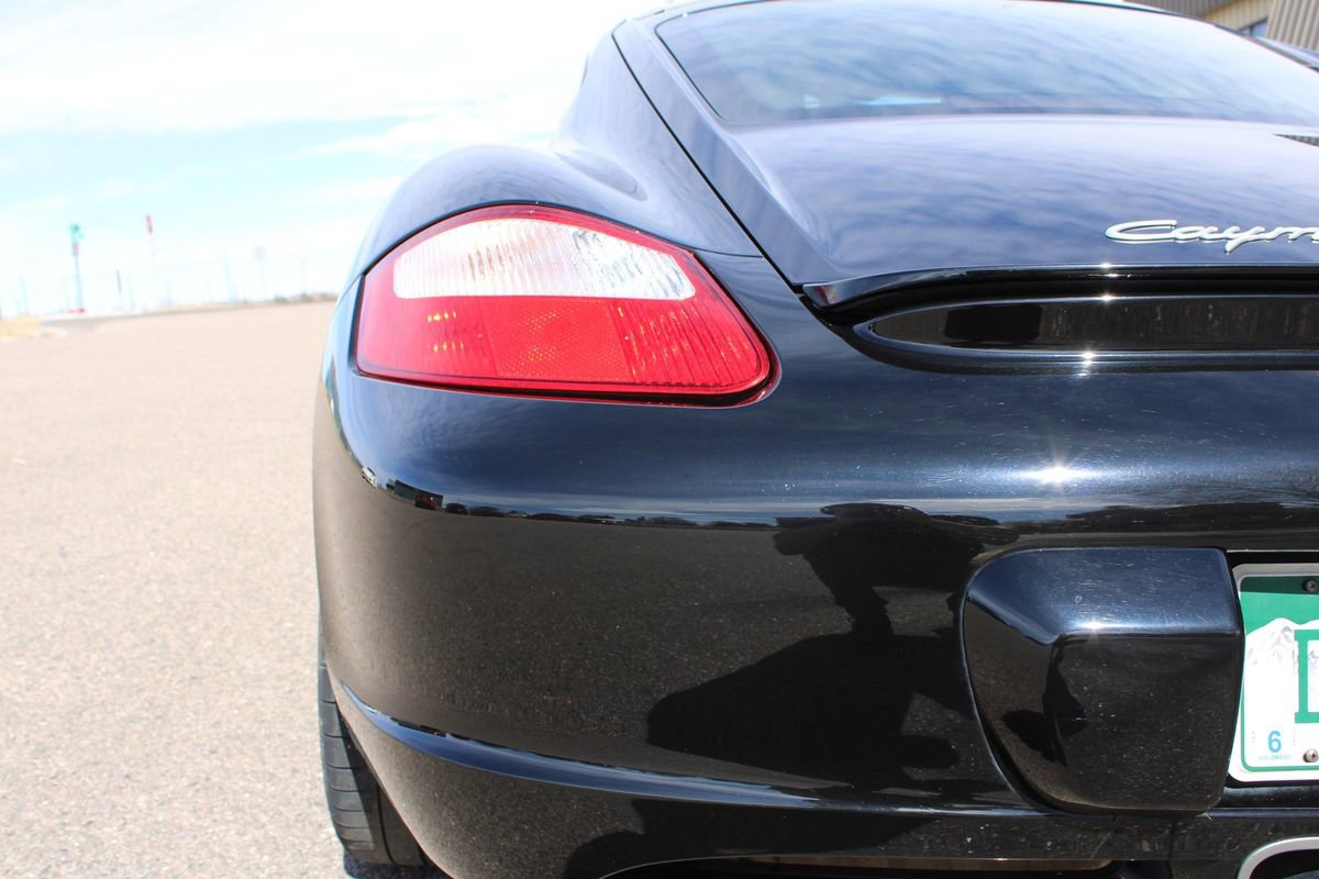 Used 2007 Porsche Cayman S image 16