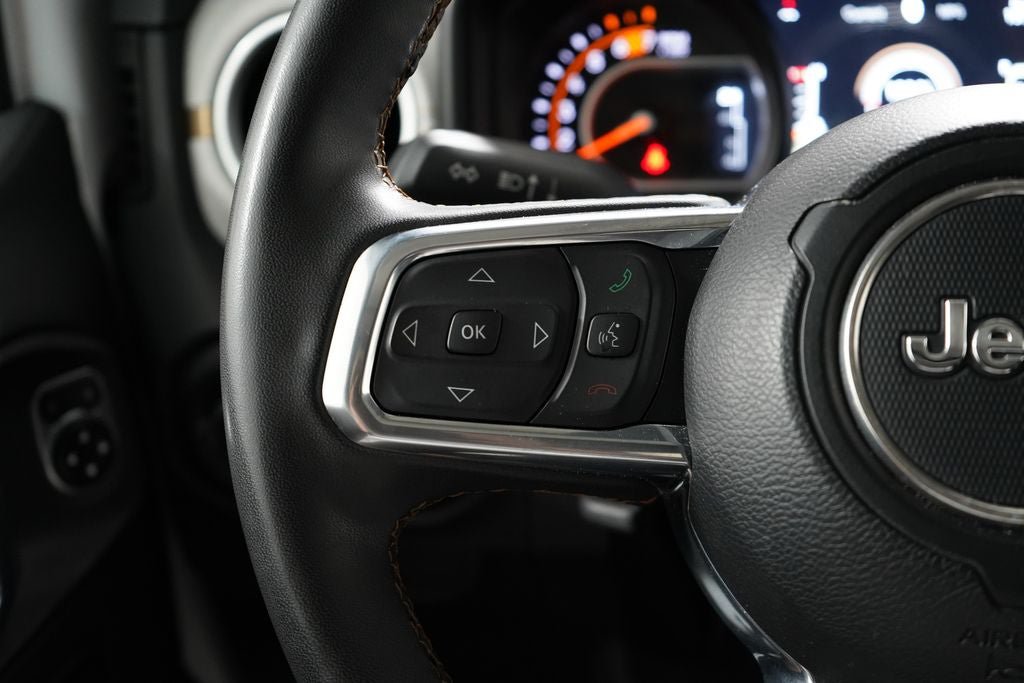 Used 2024 Jeep Wrangler Unlimited Sahara AWD/4WD image 13