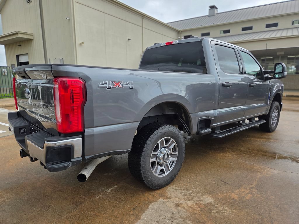 Used 2025 Ford F250 XLT AWD/4WD image 5