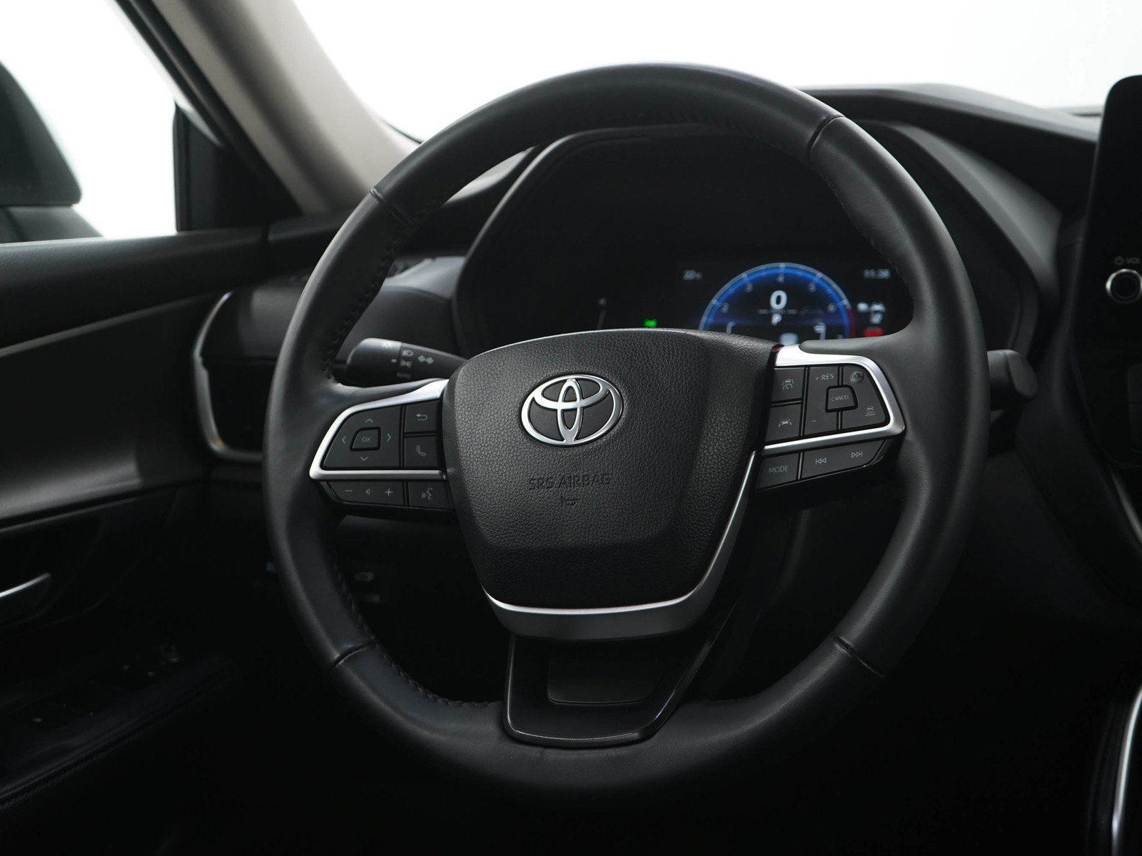 Used 2025 Toyota Grand Highlander AWD image 16
