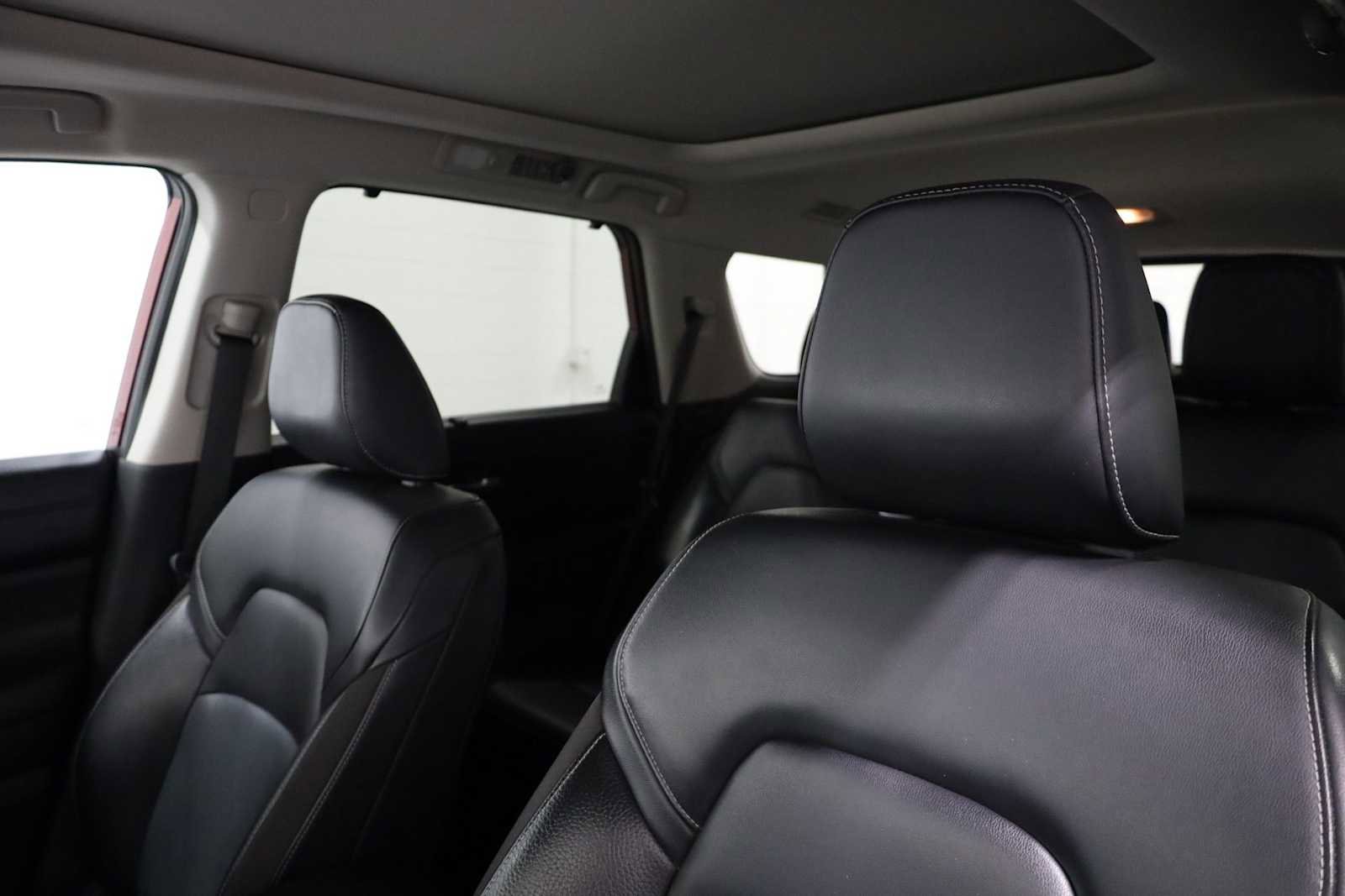 Used 2022 Nissan Pathfinder SL image 17