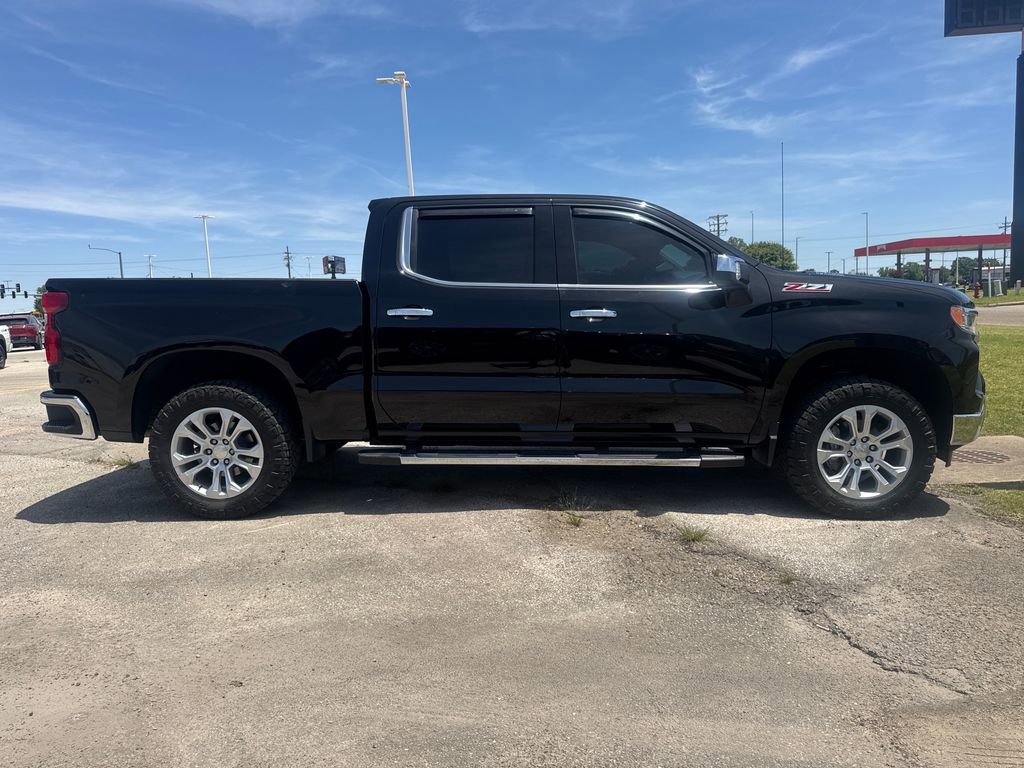 Used 2023 Chevrolet Silverado 1500 LTZ AWD/4WD image 6