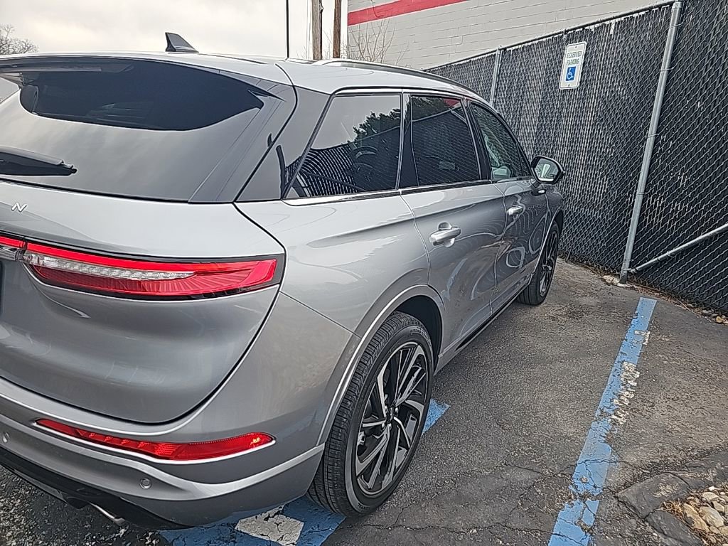 Used 2024 Lincoln Corsair Grand Touring w/ Equipment Group 301A image 4