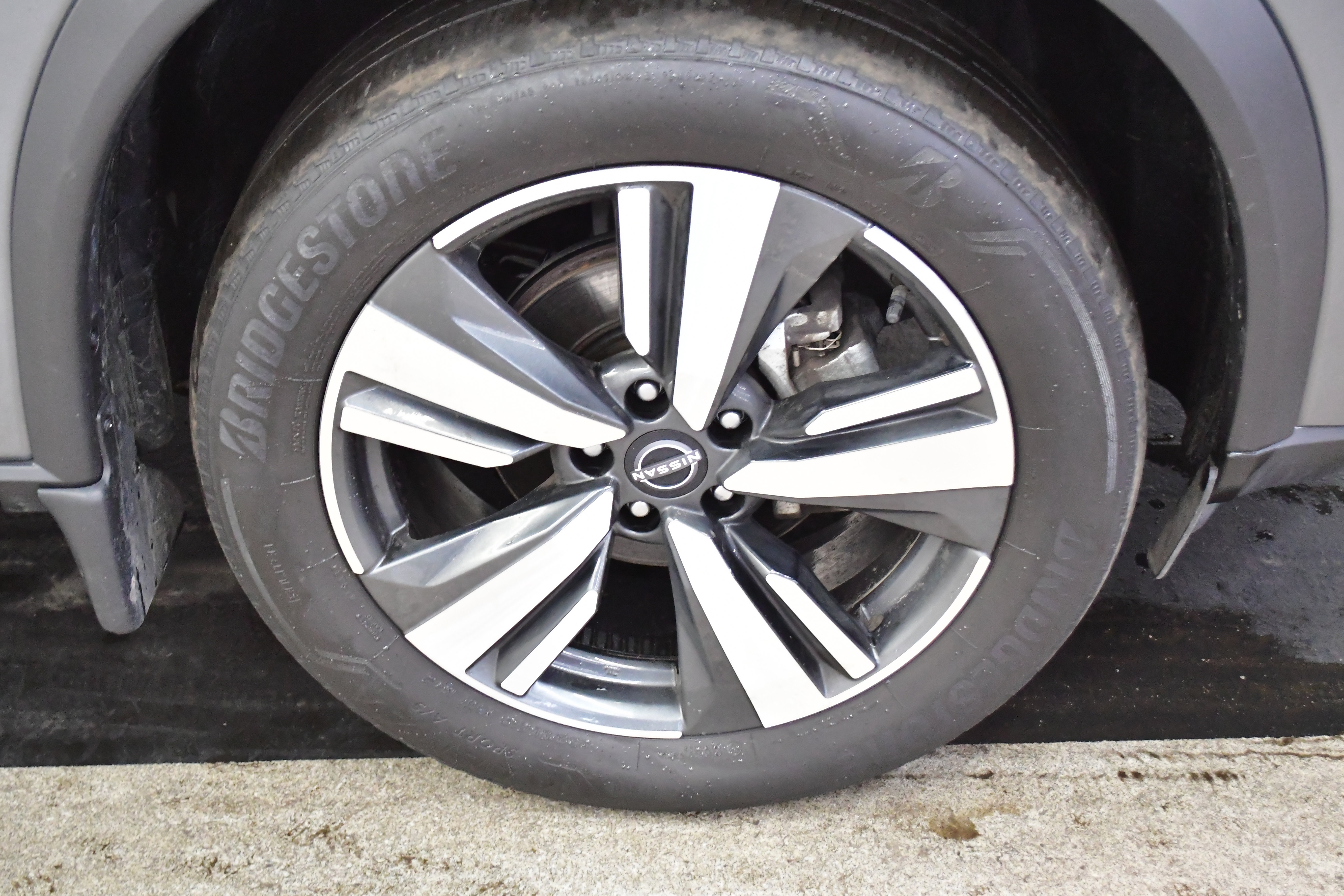 Used 2023 Nissan Rogue SL image 61