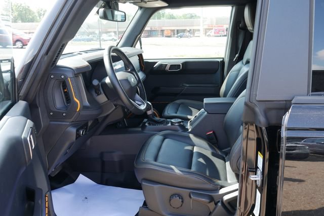 Used 2024 Ford Bronco Badlands AWD/4WD image 2