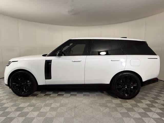 New 2027 Land Rover Range Rover SE AWD/4WD image 3