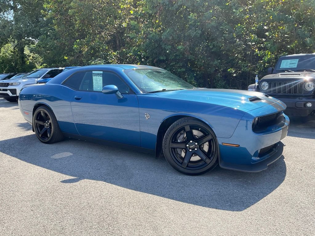 Used 2021 Dodge Challenger SRT Hellcat w/ Plus Package RWD image 2