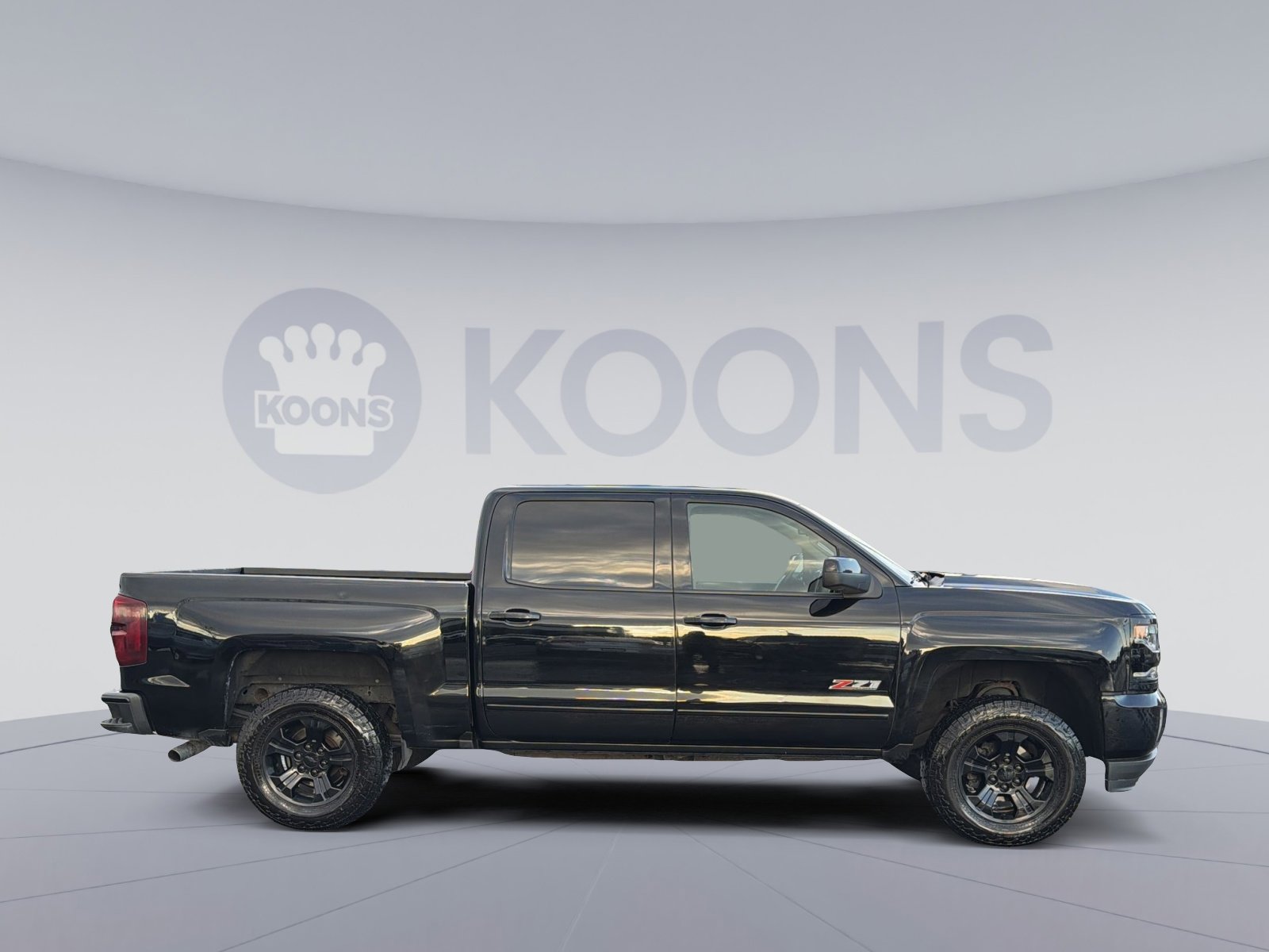 Used 2018 Chevrolet Silverado 1500 LTZ image 8