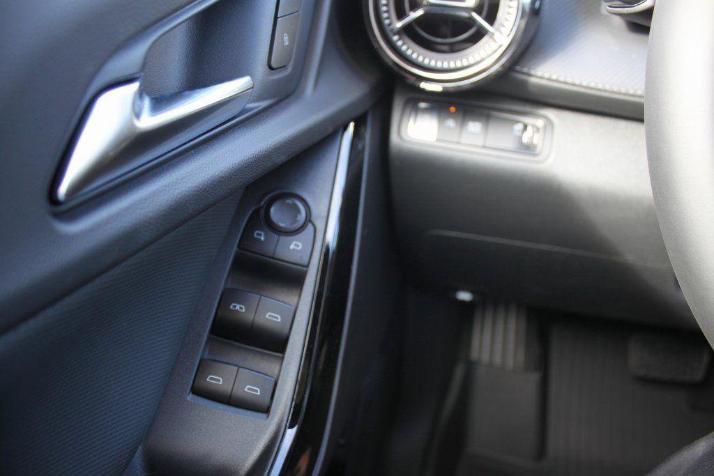 New 2026 Chevrolet Equinox LT w/ Convenience Package II image 13