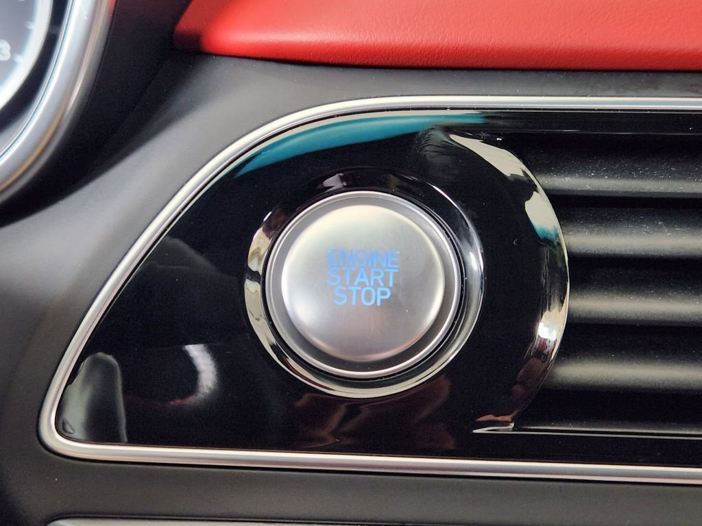 Used 2023 Genesis G70 3.3T w/ Sport Advanced Package image 18