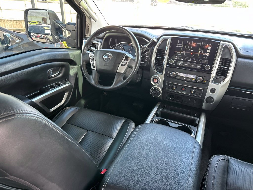 Used 2021 Nissan Titan SV w/ SV Convenience Package AWD/4WD image 10