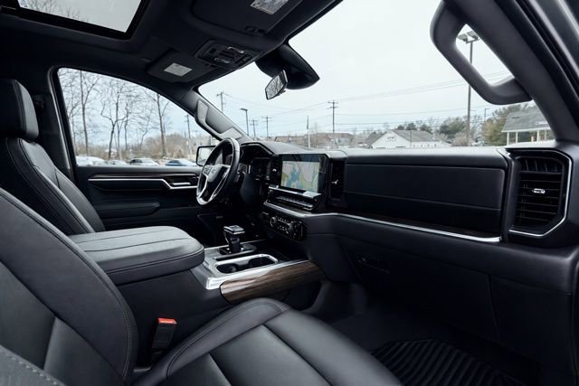 Used 2025 Chevrolet Silverado 1500 RST w/ Convenience Package II image 14