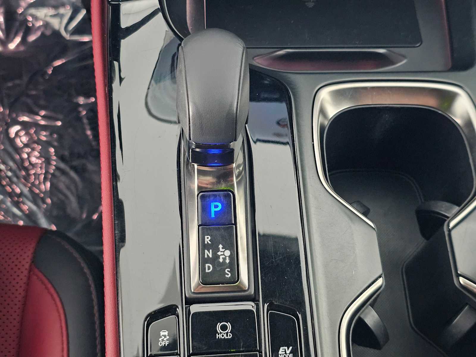 Certified 2025 Lexus NX 350h AWD w/ Cold Area Package image 31