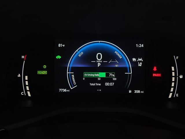 Used 2025 Toyota Camry SE FWD image 18