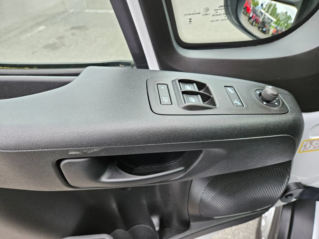 Used 2026 RAM ProMaster 2500 w/ Convenience Group FWD image 15