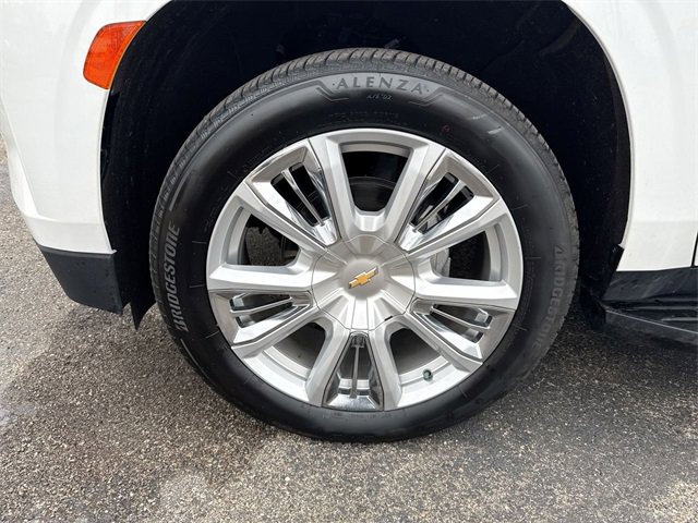 Used 2024 Chevrolet Tahoe High Country image 10
