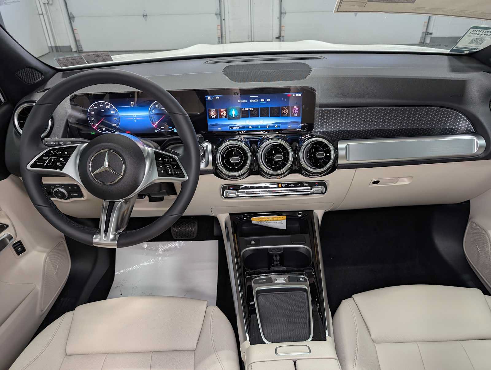 New 2026 Mercedes-Benz GLB 250 4MATIC image 16