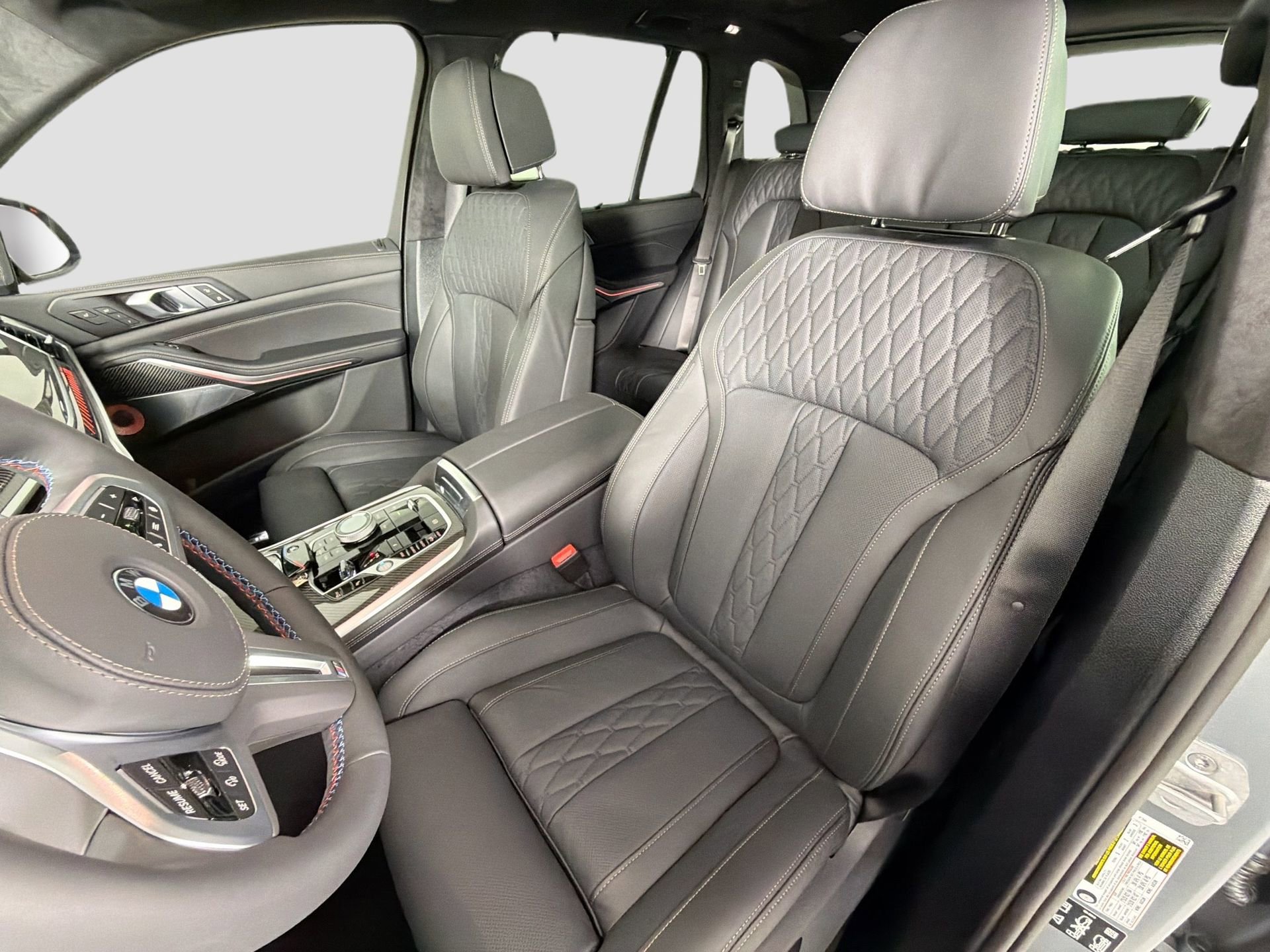 New 2026 BMW X5 M60i image 21