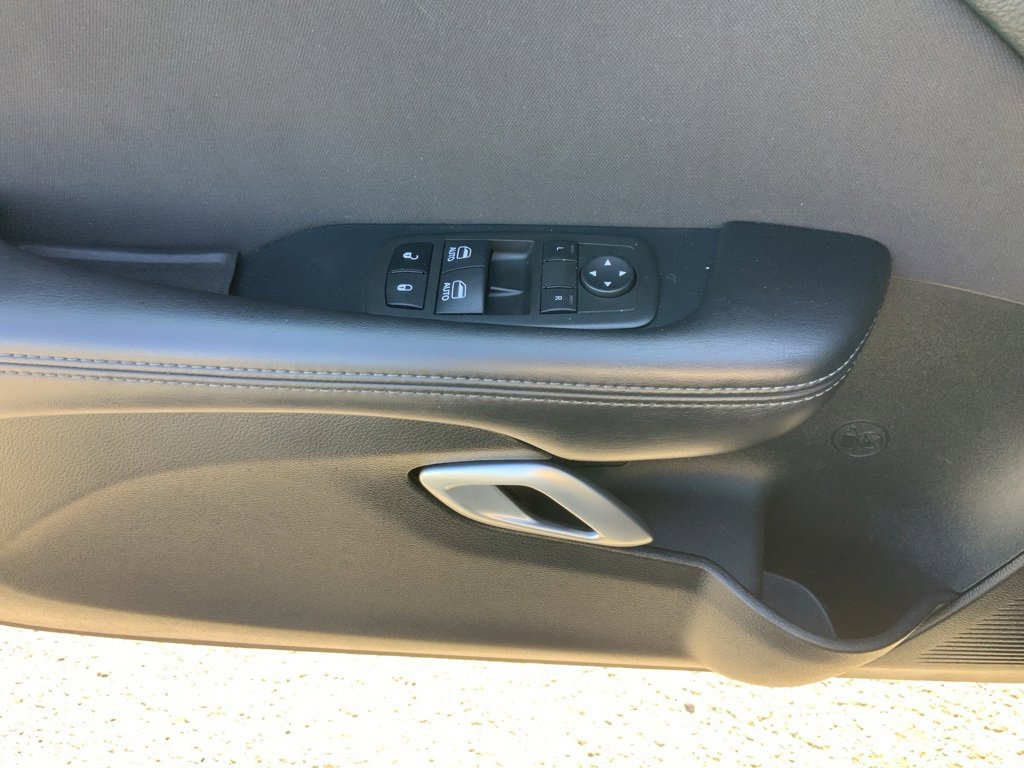 Certified 2022 Dodge Challenger SXT w/ Blacktop Package image 10