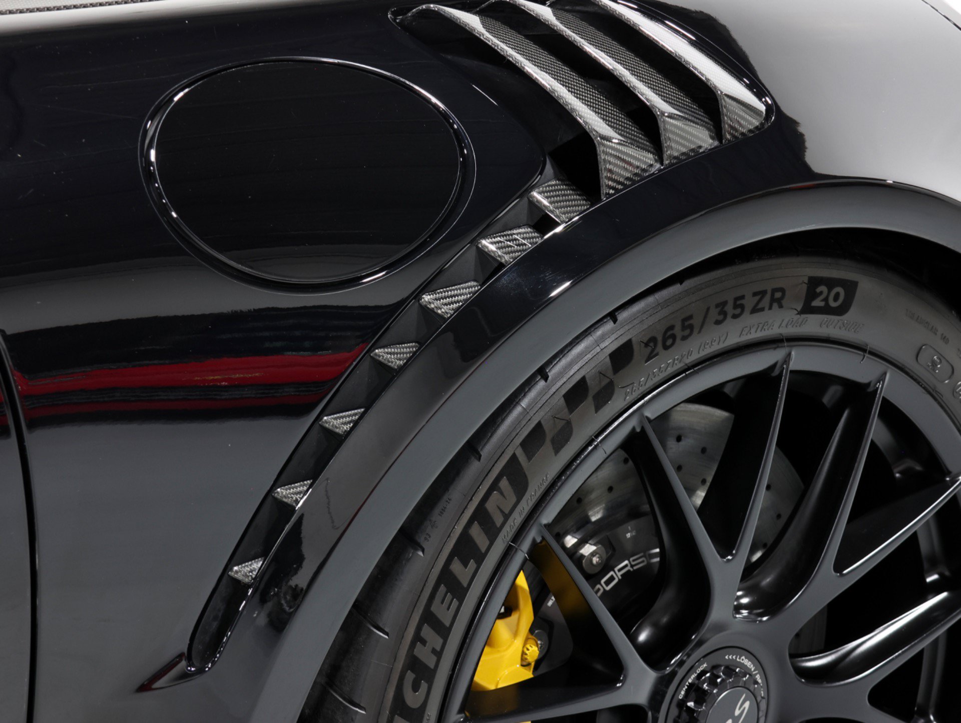 Used 2018 Porsche 911 GT2 RS RWD image 22