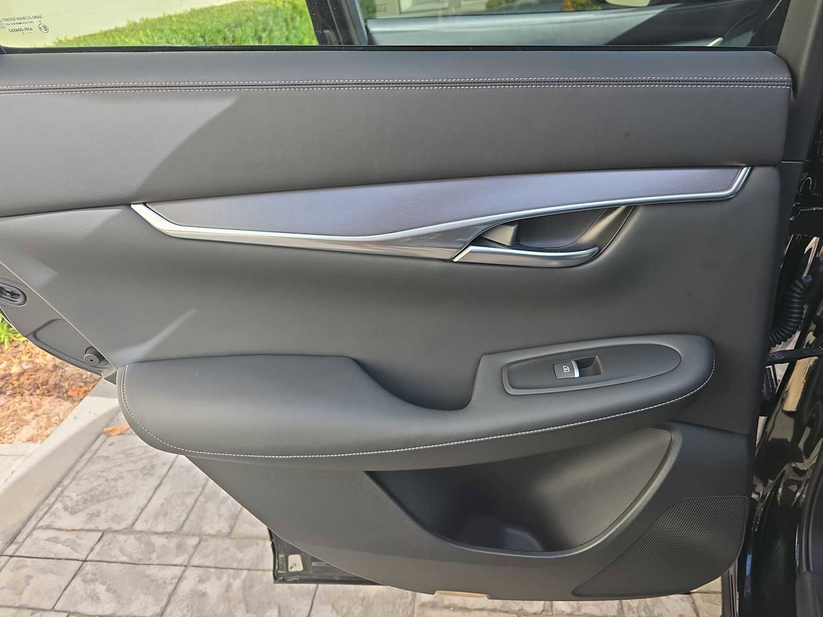 Used 2022 INFINITI QX50 Luxe image 9