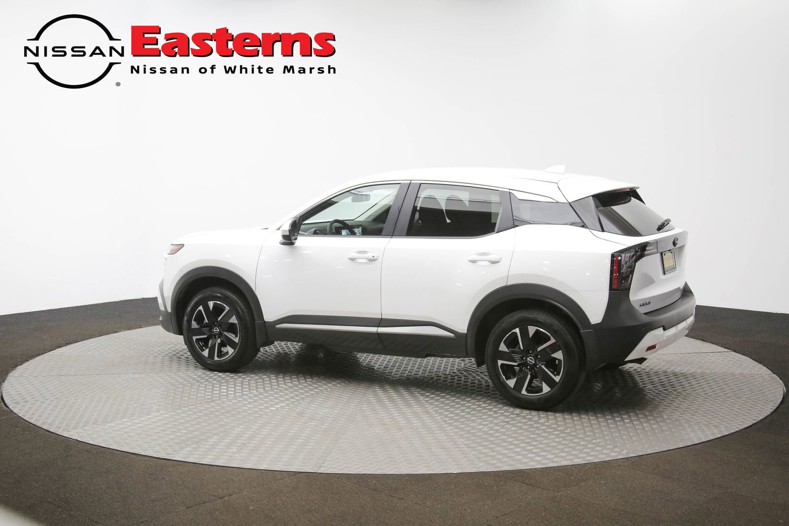 Used 2025 Nissan Kicks SV image 60