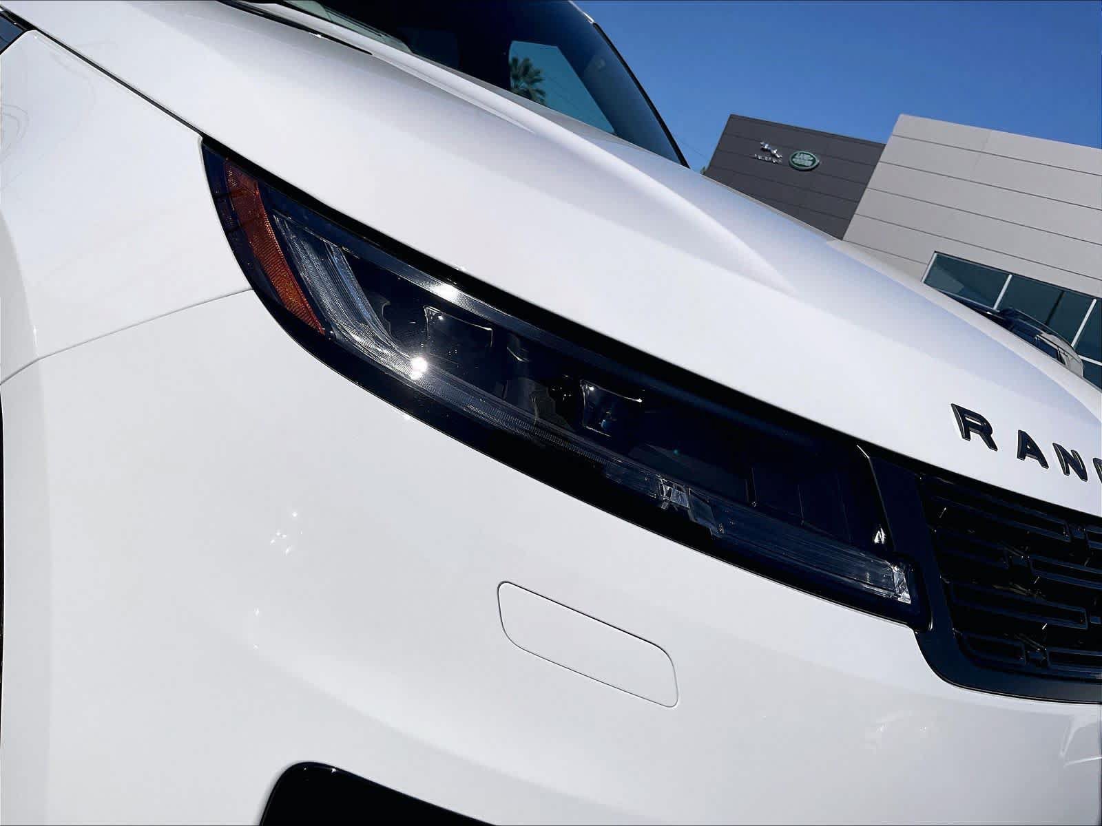 New 2025 Land Rover Range Rover Sport Dynamic SE AWD/4WD image 33