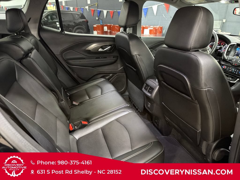 Used 2024 GMC Terrain SLT AWD/4WD image 38