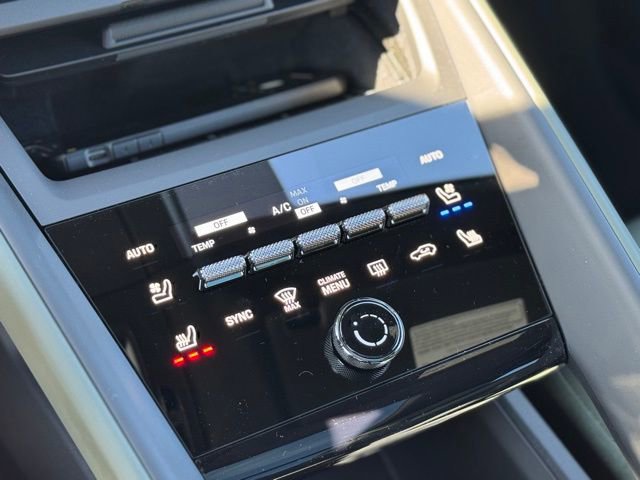 New 2025 Porsche Macan 4 Electric image 26