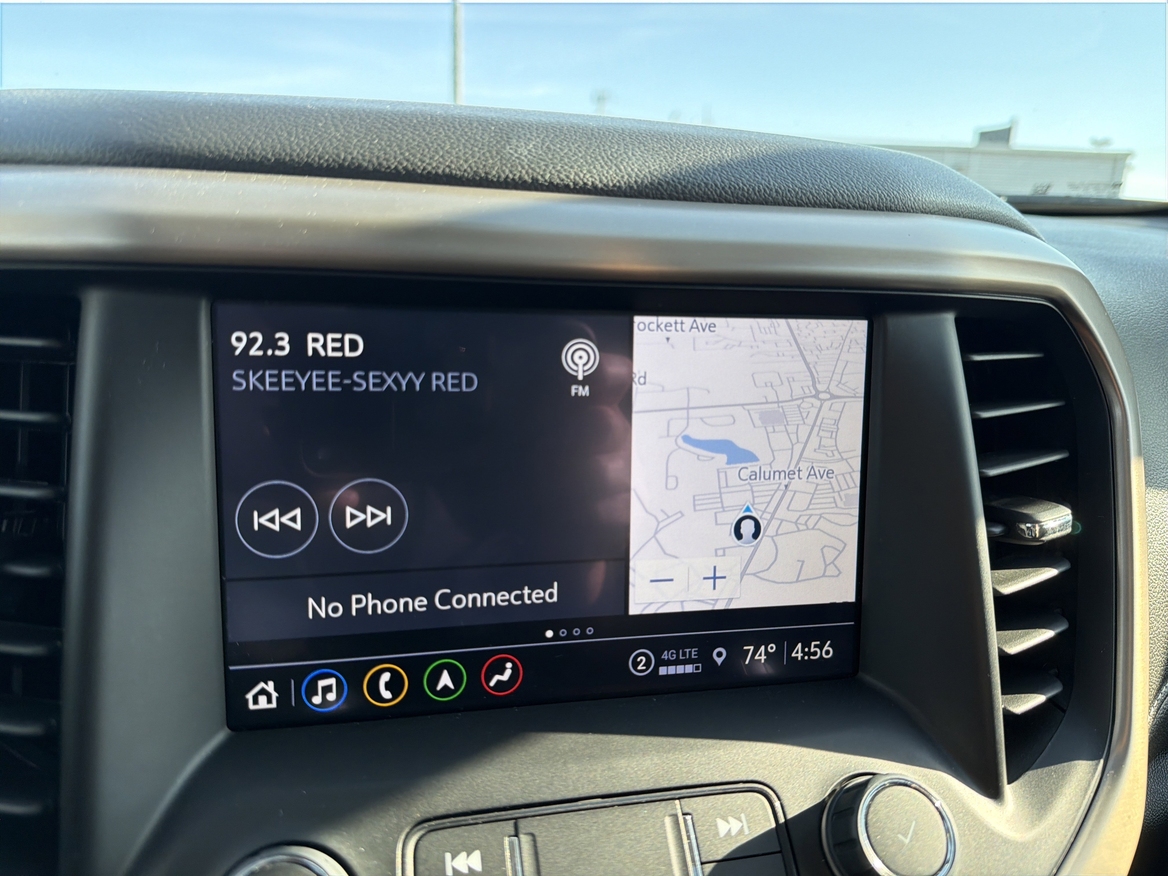 Used 2023 GMC Acadia Denali w/ Denali Technology Package image 36