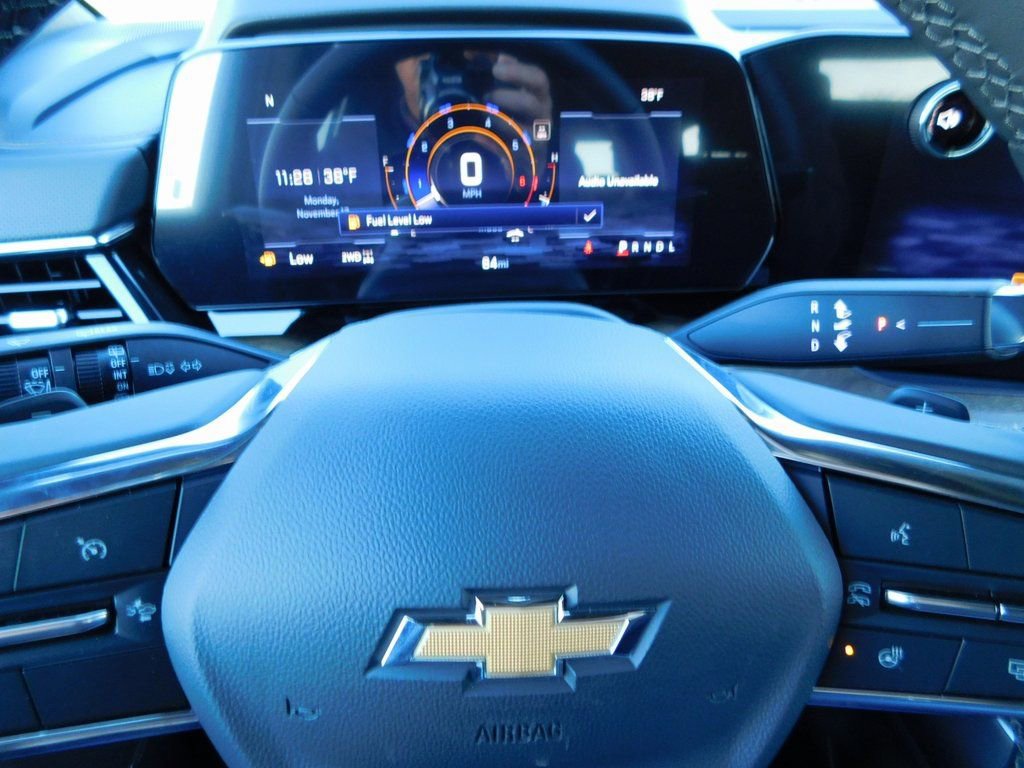 New 2025 Chevrolet Suburban High Country image 42