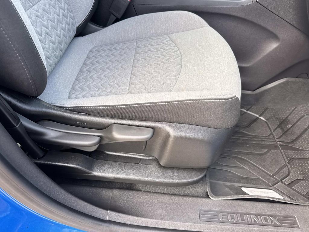 Certified 2024 Chevrolet Equinox LT FWD image 11