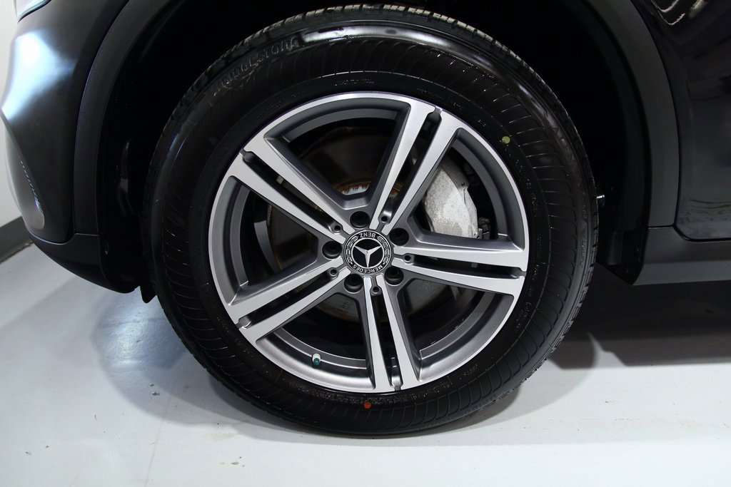 Used 2020 Mercedes-Benz GLC 300 4MATIC image 16