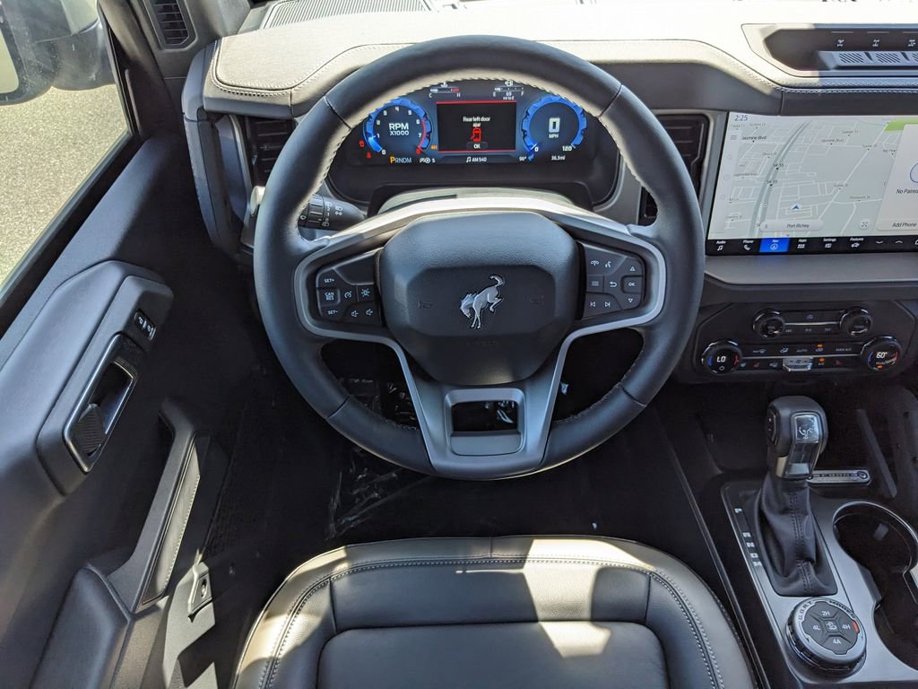 New 2025 Ford Bronco Outer Banks w/ Sasquatch Package AWD/4WD image 13