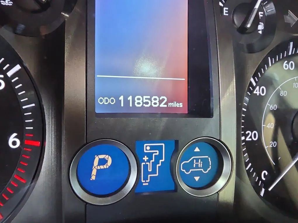 Used 2014 Lexus GX 460 Luxury image 40