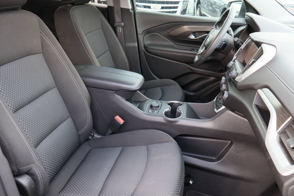 Used 2022 GMC Terrain SLE w/ Driver Convenience Package FWD image 28