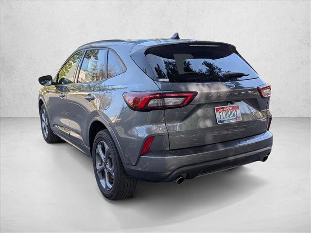 Used 2024 Ford Escape ST-Line image 8