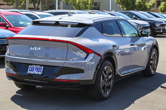 New 2025 Kia EV6 Wind image 7