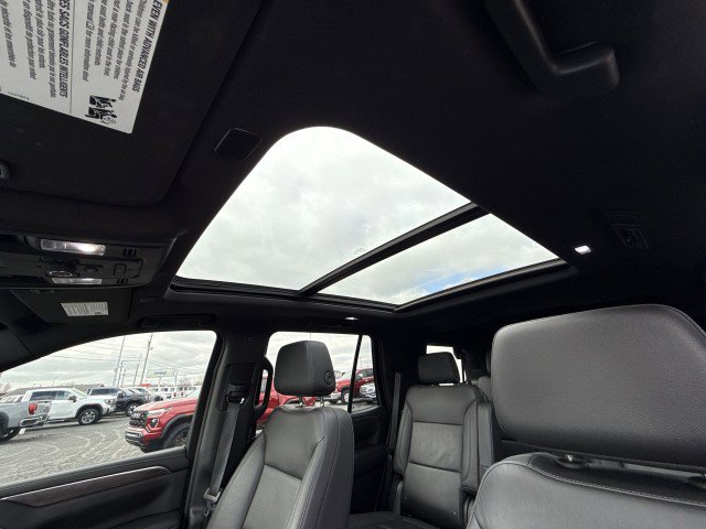 Used 2023 Chevrolet Tahoe LT w/ LT Signature Package image 16