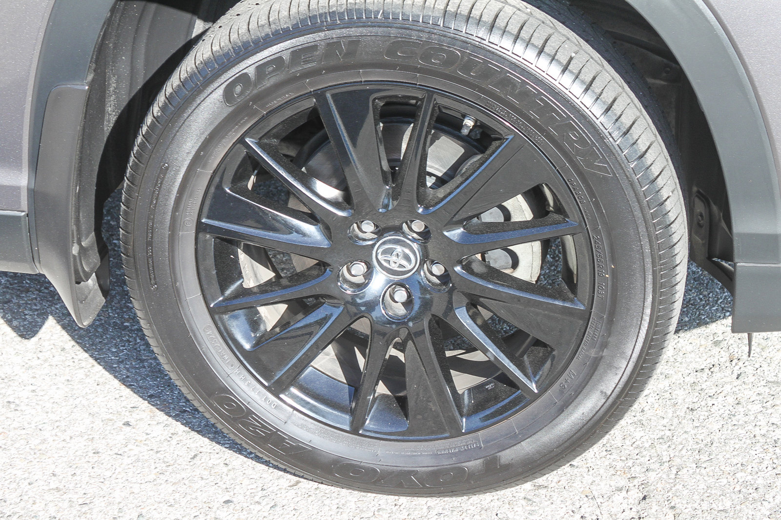 Used 2019 Toyota Highlander SE image 13