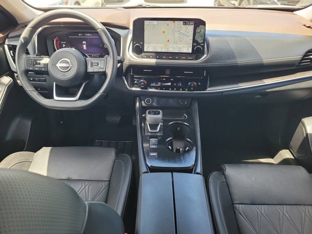 Certified 2023 Nissan Rogue Platinum w/ Platinum Premium Package FWD image 14