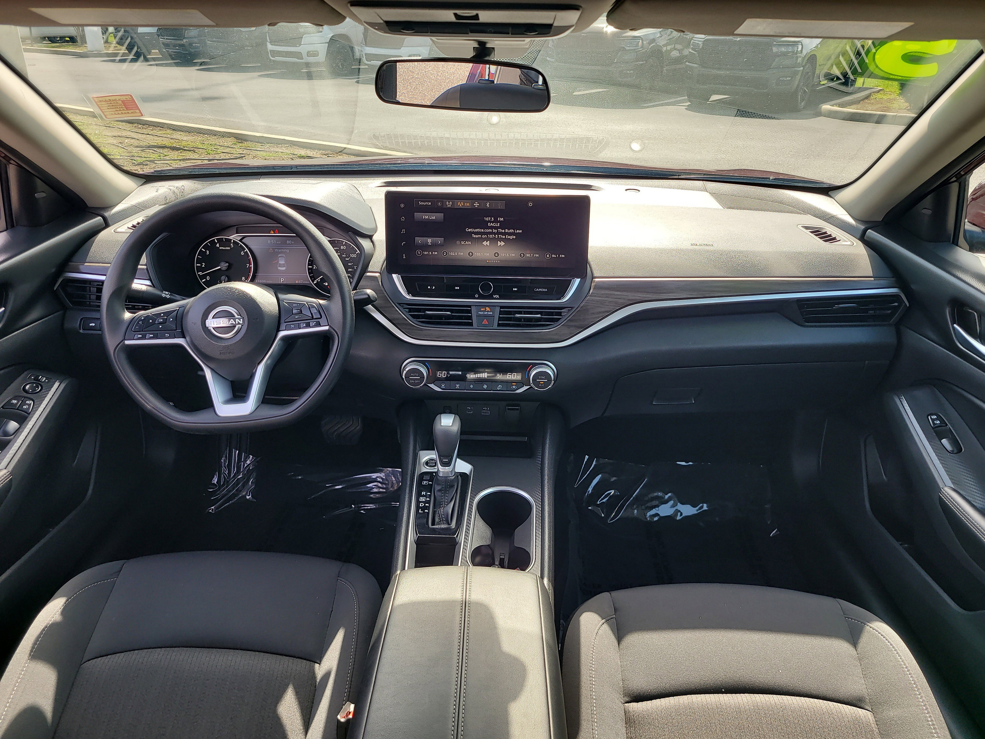 Used 2025 Nissan Altima 2.5 SV w/ SV Special Edition Package image 13