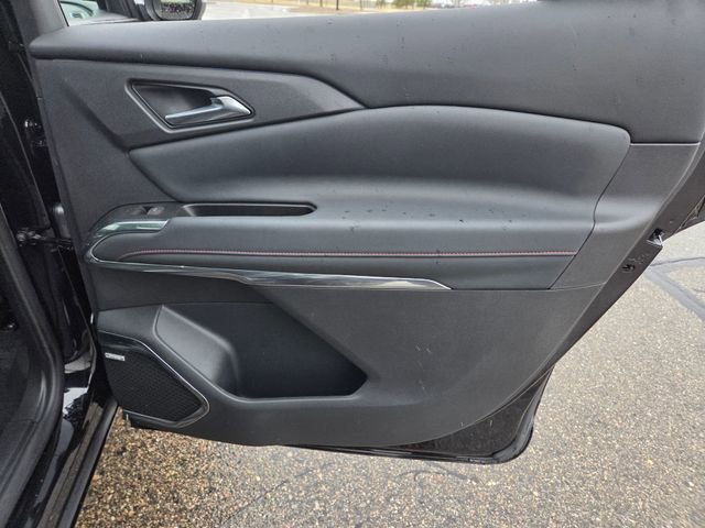 Used 2024 Chevrolet Traverse RS w/ LPO, Floor Liner Package AWD/4WD image 43