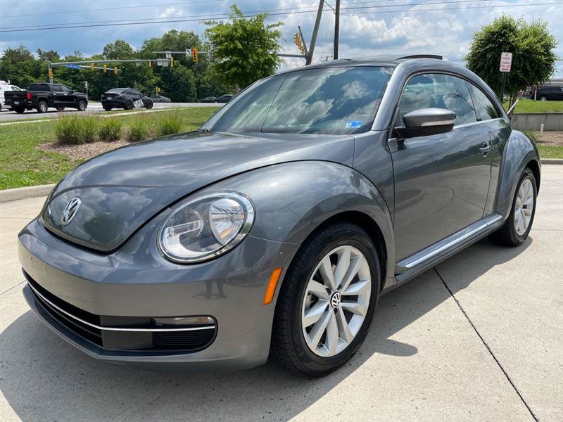 Used 2013 Volkswagen Beetle TDI FWD image 37